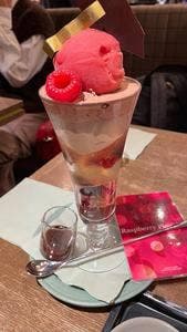 パティスリー&カフェ デリーモ 東京ミッドタウン日比谷店