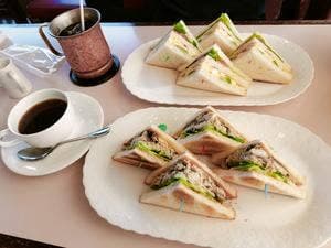 カフェコロラド 南浦和店