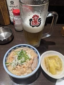 もつ焼 登運とん