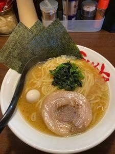 横浜家系ラーメン 吟家 誉田店