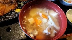 与里道