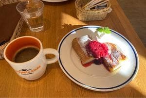 エロイーズカフェ 名古屋久屋大通公園店