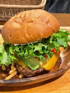 KUA`AINA 丸ビル店