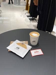 H&M Coffee Shop 銀座並木通り店