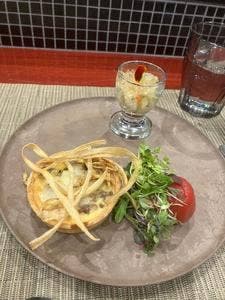 学生レストラン GOLDEN EGG Premium