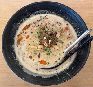 濃厚担担麺 博多 昊