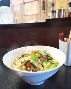 博多ちゃんぽん えいと