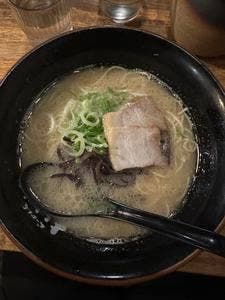 らーめんや よしとも