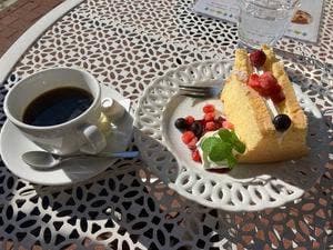 森のカフェ