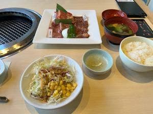 焼肉なべしま 佐賀兵庫店