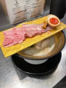 名もなきラーメン 堺筋本町店