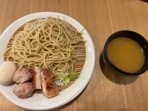 博多水炊きらーめん うかんむり