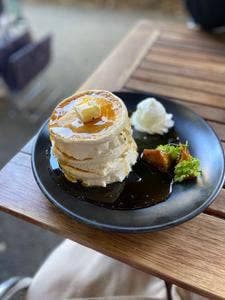 512 CAFE & GRILL