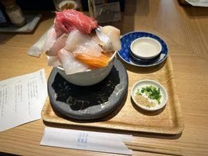 シハチ鮮魚店 狸COMICHI店