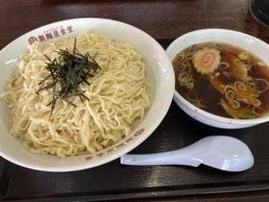 製麺屋食堂 胎内店