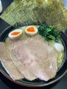横浜家系ラーメン なるは家