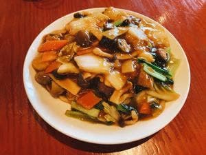 中華料理 頤和園 いわえん 博多駅前店