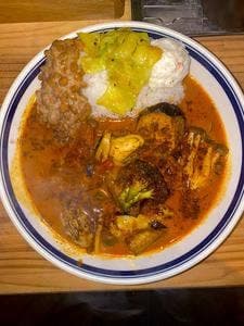 カレーライス専門店ブラザー