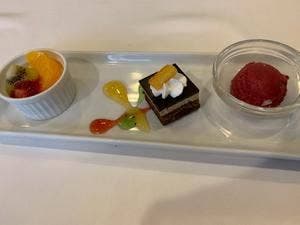 フランス料理店 草月