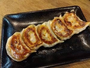 肉汁餃子･もつ焼き 天満のしんちゃん