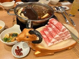 モンゴル薬膳鍋 赤坂門店