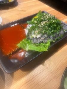 炭火焼肉 逸久