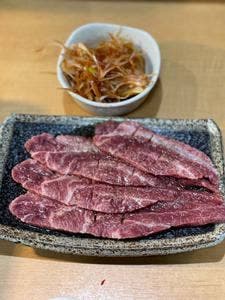 ホルモンセンターもつ山