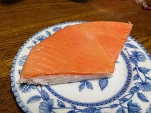 魚づ鱒寿し店