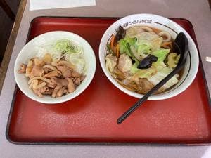 山田うどん 大宮中川店
