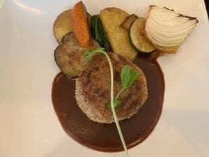 ハンバーグと肉料理のお店 41才の春だから