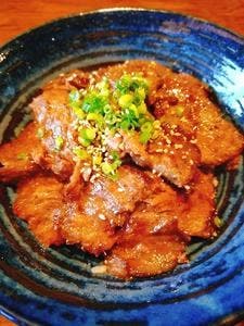 どんぶり専門店GiGi