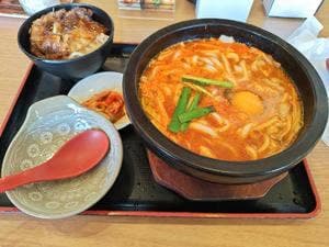 焼肉丼・旨辛うどん すみのえ食堂