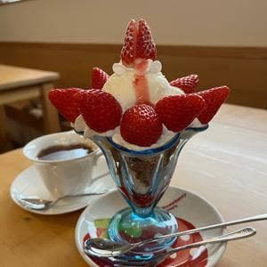 カフェ居酒屋 いちごや