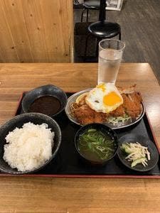 鶴亀八番 東京本店