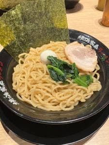 横浜家系ラーメン有楽家 岡崎宇頭店
