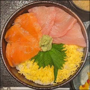 魚活鮮とあぶり焼 海へ 時計台前店