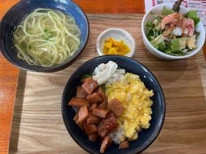 ポークたまごおにぎり810