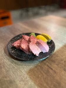 和牛スタジアム 焼肉しまにく 新宿店