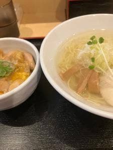 光