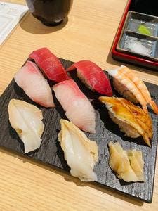 鮨 酒 肴 杉玉 近鉄八尾