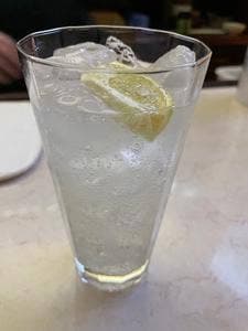歌える飲み処 ごえん