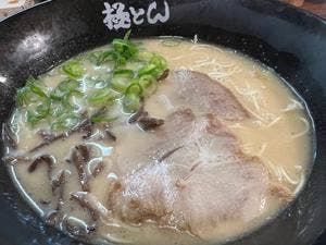極とんラーメン 元町店