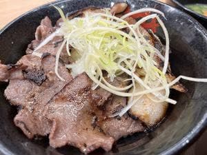 伝説のすた丼屋 流山おおたかの森店