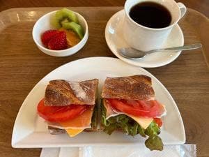 BLANDE 研究学園店 Cafe＆Dine