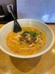 たむや