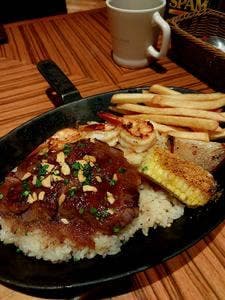 モクオラディキシーダイナー 新横浜店