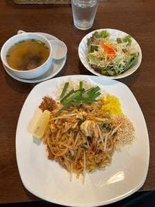 プラウチャイ