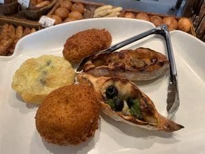 BOULANGERIE gout本店・谷町六丁目店