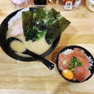 家系ラーメン 矢吹家
