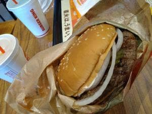 バーガーキング イオンモール日の出店